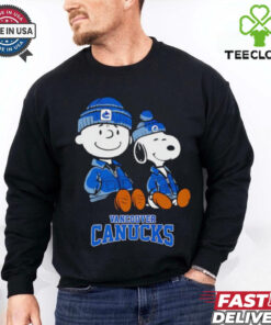 Charlie Brown and Snoopy sitting Vancouver Canucks shirt