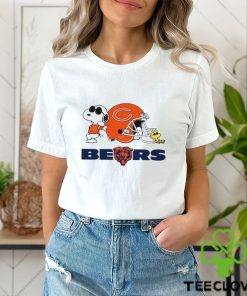 Chicago Bears Snoopy And Woodstock helmet 2023 T shirt