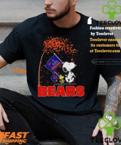 Chicago Bears Snoopy Fan Enjoying The Fall Season T Shirt