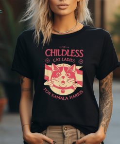 Childless Cat Lady Madam President Childless Cat Ladies For Kamala Harris 2024 T shirt
