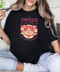 Childless Cat Lady Madam President Childless Cat Ladies For Kamala Harris 2024 T shirt