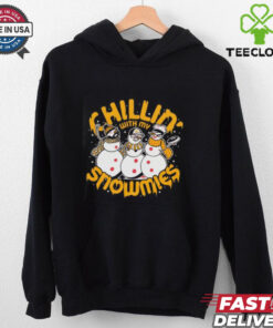 Chillin’ with my snowmies Christmas shirt