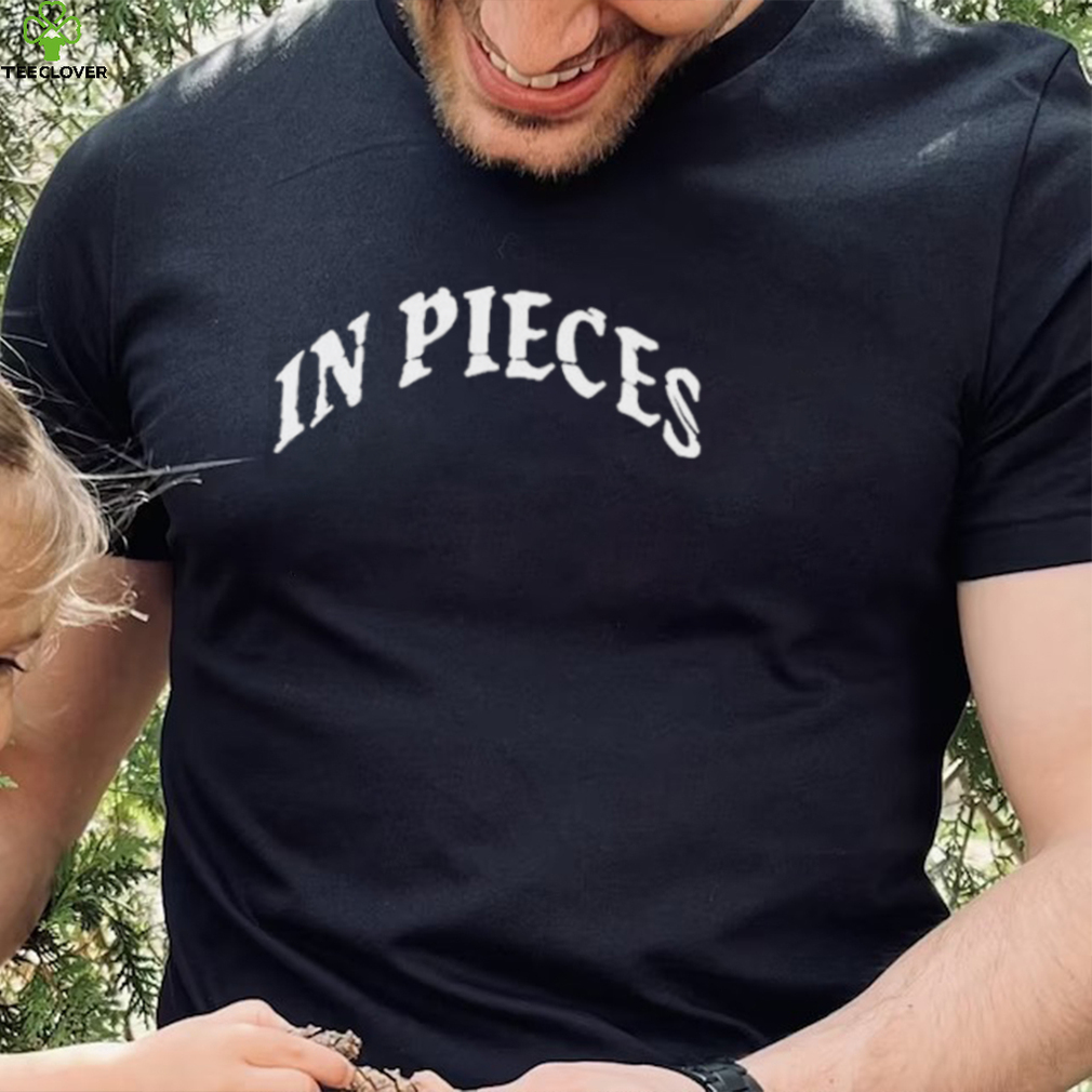 Chloe in pieces shirt Chloe in pieces shirt