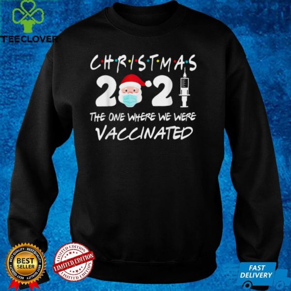 Christmas 2021 Santa Face Wearing Mask Funny Vaccinated T Shirt