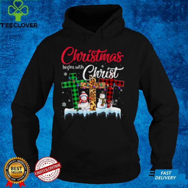 Christmas Begins With Christ Buffalo Plaid Jesus Cross Xmas T Shirt (1)