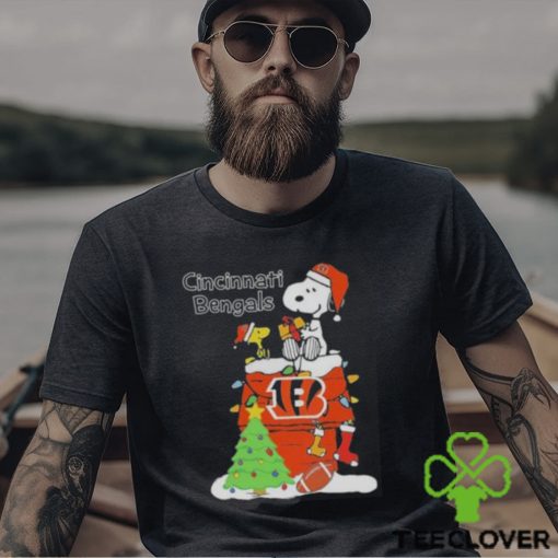 Christmas Snoopy Cincinnati Bengals Shirt