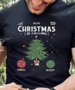 Christmas is calling' Women's Plus Size T Shirt