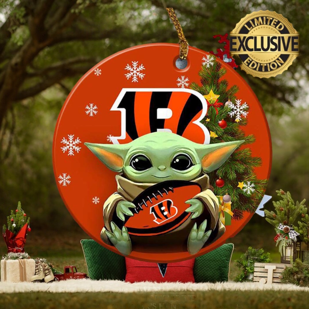 Cincinnati Bengals Baby Yoda NFL Christmas Decorations Ceramic Ornament Cincinnati Bengals Baby Yoda NFL Christmas Decorations Ceramic Ornament