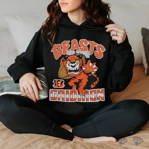 Cincinnati Bengals Beasts of the Gridiron retro NFL hoodie, sweater, longsleeve, shirt v-neck, t-shirt