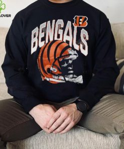 Cincinnati Bengals End Around Helmet Graphic T Shirt