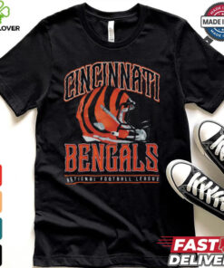 Cincinnati Bengals Helmet Garment Dyed Heavyweight T Shirt