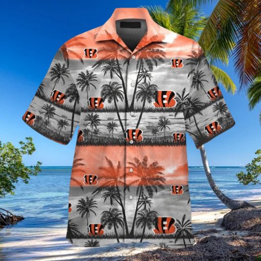 Cincinnati Bengals Short Sleeve Button Up Tropical Hawaiian Shirt VER012