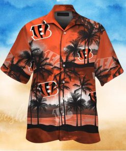 Cincinnati Bengals Short Sleeve Button Up Tropical Hawaiian Shirt VER014