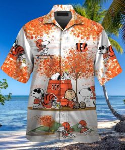 Cincinnati Bengals Snoopy Autumn Short Sleeve Button Up Tropical Hawaiian Shirt