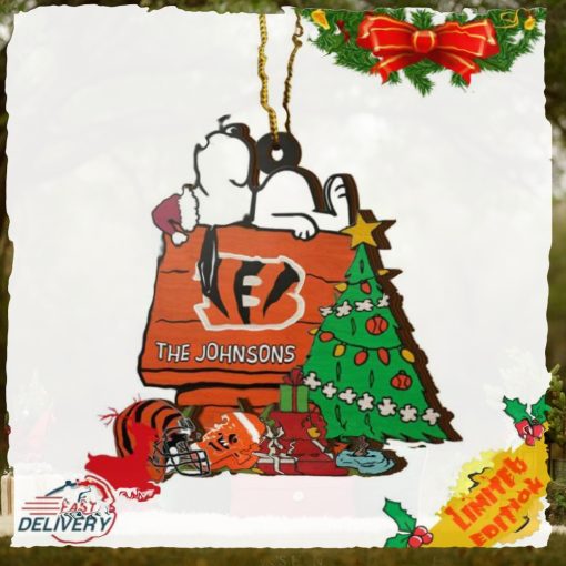 Cincinnati Bengals Snoopy NFL Sport Ornament Custom Name