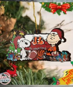 Cincinnati Bengals Snoopy NFL Sport Ornament Custom Your Family Name