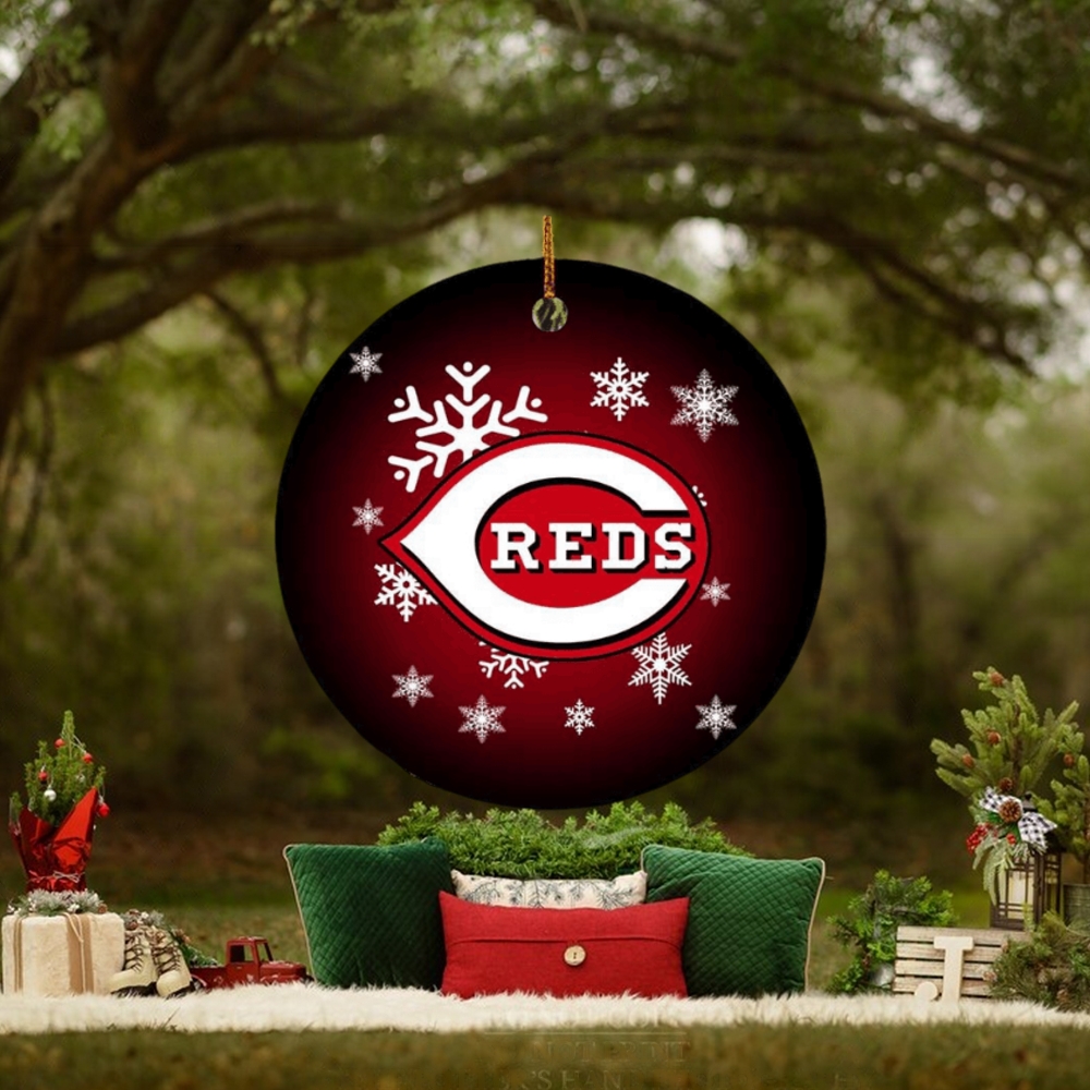 Cincinnati Reds MLB Xmas Gifts For Fan Christmas Tree Decorations Ornament Cincinnati Reds MLB Xmas Gifts For Fan Christmas Tree Decorations Ornament
