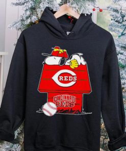 Cincinnati Reds Snoopy And Woodstock The Peanuts Baseball hoodie, sweater, longsleeve, shirt v-neck, t-shirt