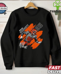 Cleveland Browns Myles Garrett 95 running signature shirt 1 Cleveland Browns Myles Garrett 95 running signature shirt