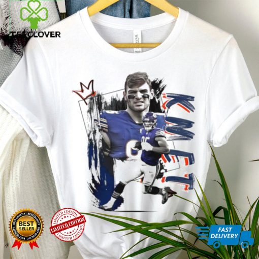 Cole Kmet number 85 Chicago Bears football player pose gift hoodie, sweater, longsleeve, shirt v-neck, t-shirt