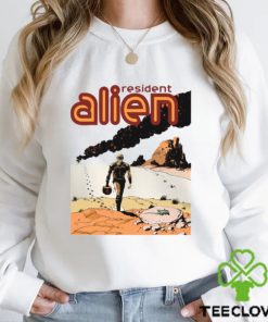 Comic Alien Space Doctor Medicine Peter Hogan Resident Alien shirt