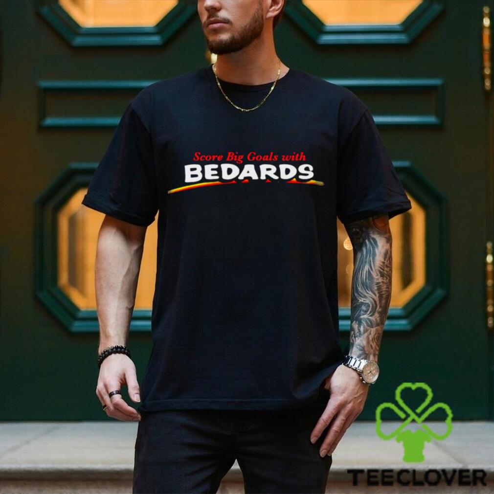 Connor Bedard’s score big foals with shirt Connor Bedard’s score big foals with shirt