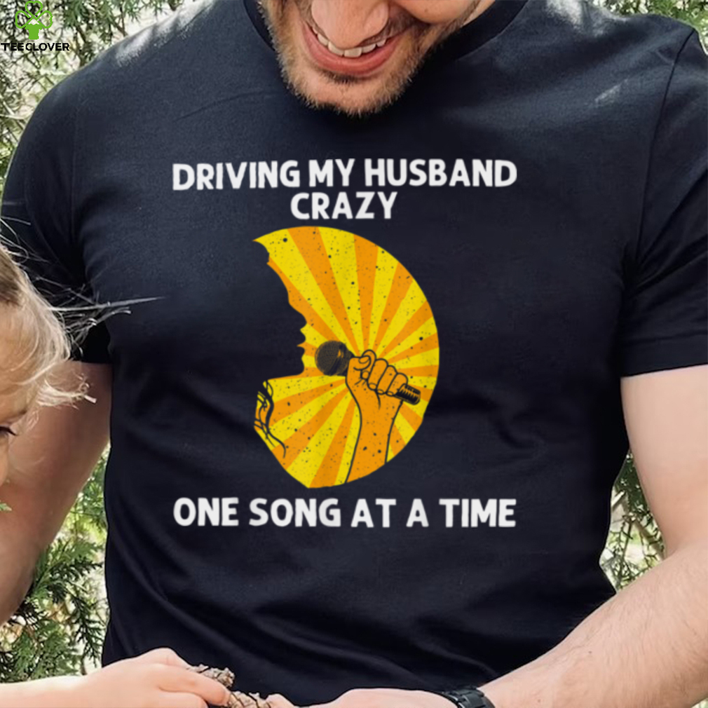 Cool Karaoke For Women Mom Singer Microphone Karaoke Lovers T Shirt Cool Karaoke For Women Mom Singer Microphone Karaoke Lovers T Shirt