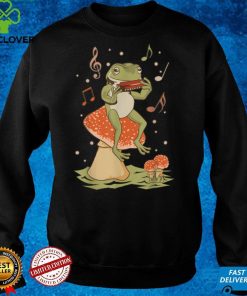 Cottagecore Frog Playing Harmonica Player Mushroom Farmcore T Shirt