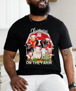 Cow, pig, chicken,… hat santa christmas on the farm christmas hoodie, sweater, longsleeve, shirt v-neck, t-shirt