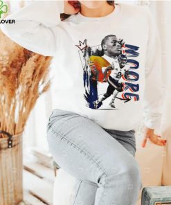 D. J. Moore number 2 Chicago Bears football player pose gift hoodie, sweater, longsleeve, shirt v-neck, t-shirt