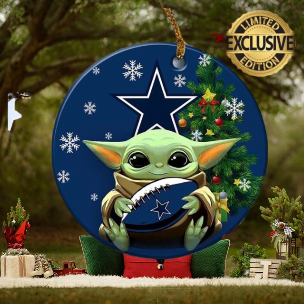 Dallas Cowboy Baby Yoda NFL Personalized Christmas Decorations Ceramic Ornament Dallas Cowboy Baby Yoda NFL Personalized Christmas Decorations Ceramic Ornament