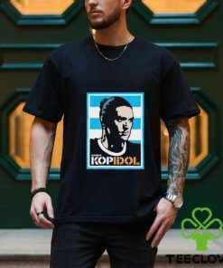 Darwin Nunez Kop idol shirt