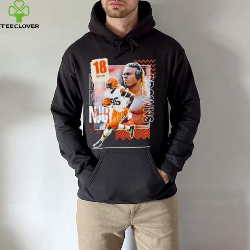 David Njoku 18 running back football player hoodie, sweater, longsleeve, shirt v-neck, t-shirt