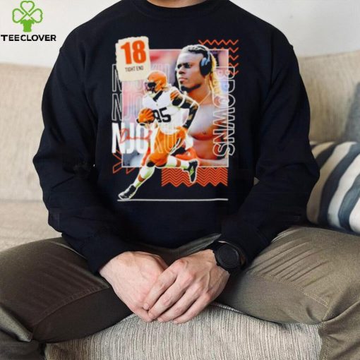 David Njoku 18 running back football player hoodie, sweater, longsleeve, shirt v-neck, t-shirt