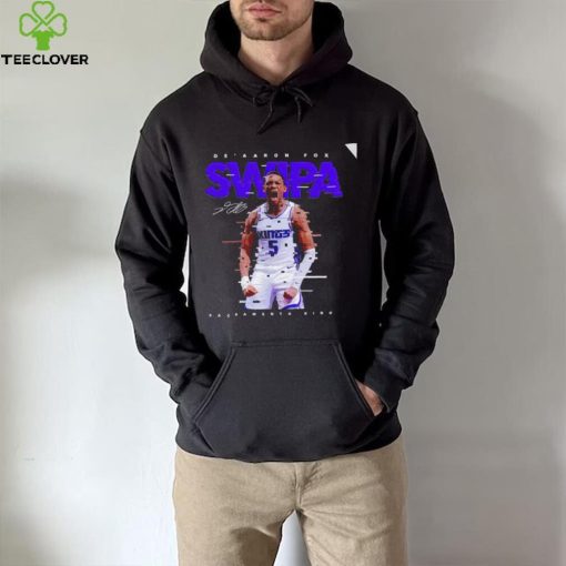 De’ Aaron Fox Sacramento Kings Swipa signature 2022 hoodie, sweater, longsleeve, shirt v-neck, t-shirt