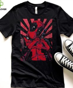 Deadpool Heart Hands Marvel Comics T Shirt