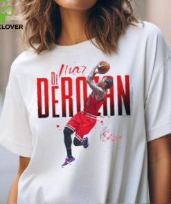 Demar Derozan Signature American professional basketball player for the Chicago Bulls T Shirt