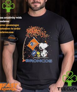 Denver Broncos Snoopy Fan Enjoying The Fall Season T Shirt