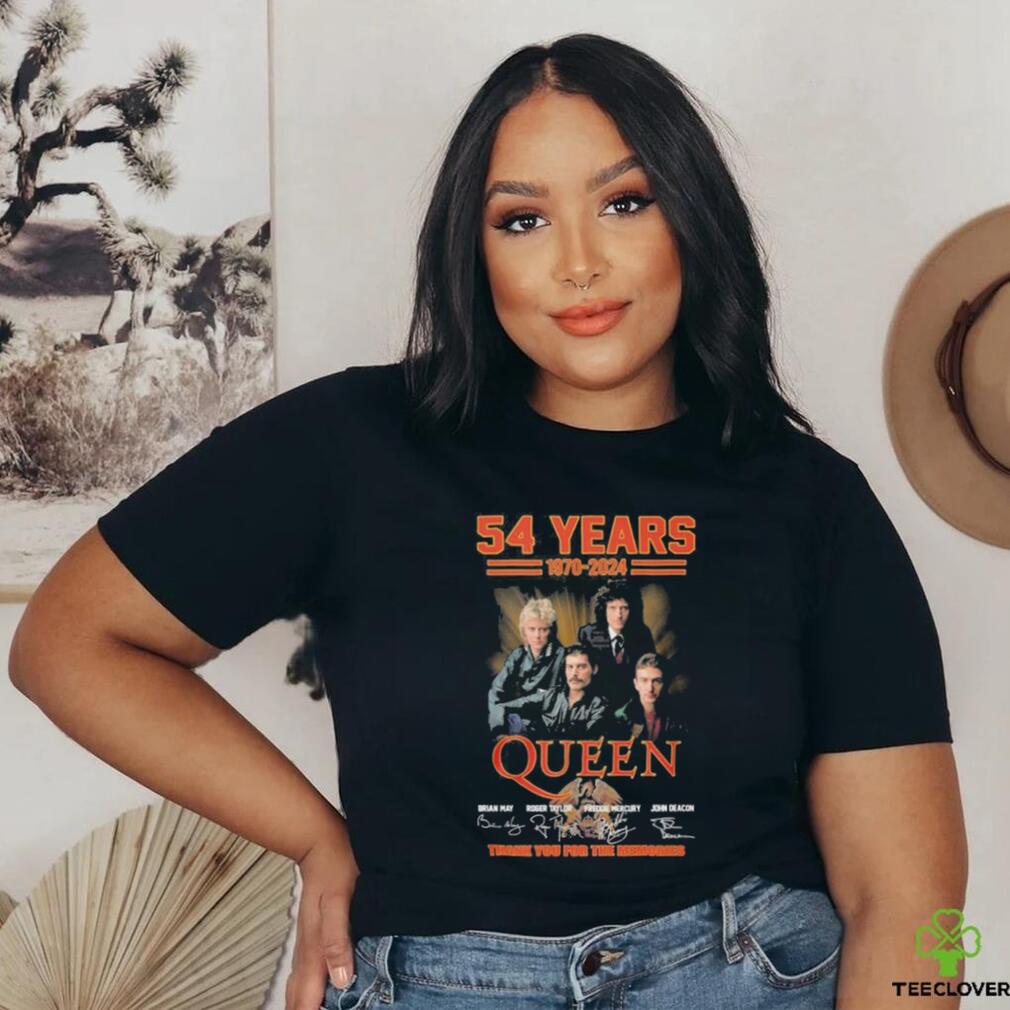 Design 54 years 1970 2024 queen thank you for the memories shirt Design 54 years 1970 2024 queen thank you for the memories shirt
