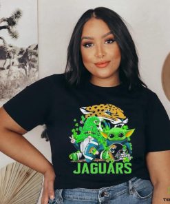 Design jacksonville Jaguars Baby Yoda Happy St.Patrick’s Day Shamrock T Shirt