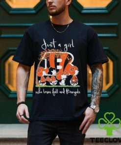 Design just a girl who loves fall and bengals shirt