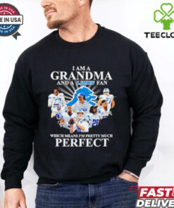Detroit Lions I am a grandma and a Lions fan perfect shirt