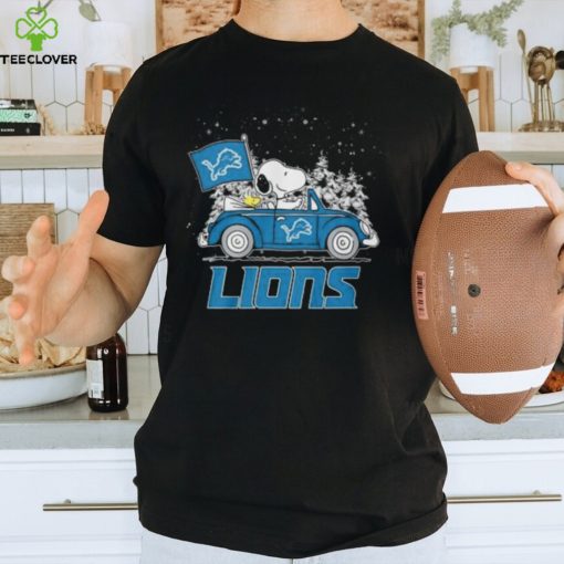 Detroit Lions Peanuts Snoopy Car Cartoon Sports Christmas Classic T Shirt