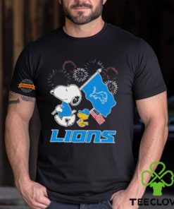 Detroit Lions Snoopy Woodstock America Flag Happy 4th Of July T Shirt