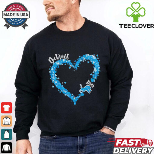 Detroit Lions fan big heart with the team logo shirt