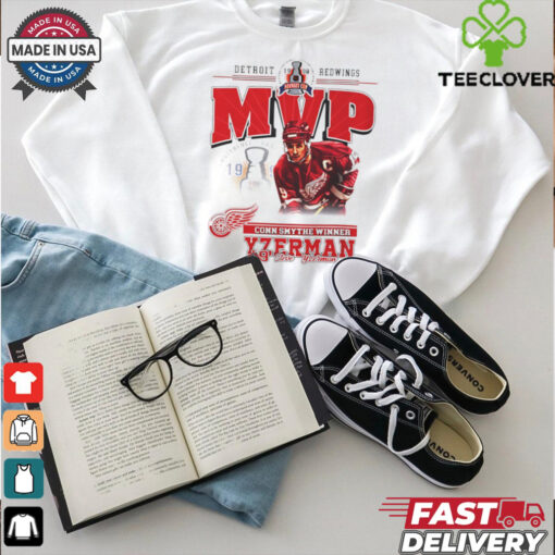 Detroit Red Wings MVP Steve Yzerman vintage shirt