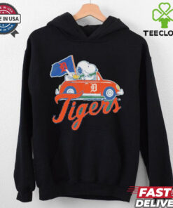 Detroit Tigers Snoopy And Woodstock Driving Car Flag Shirt