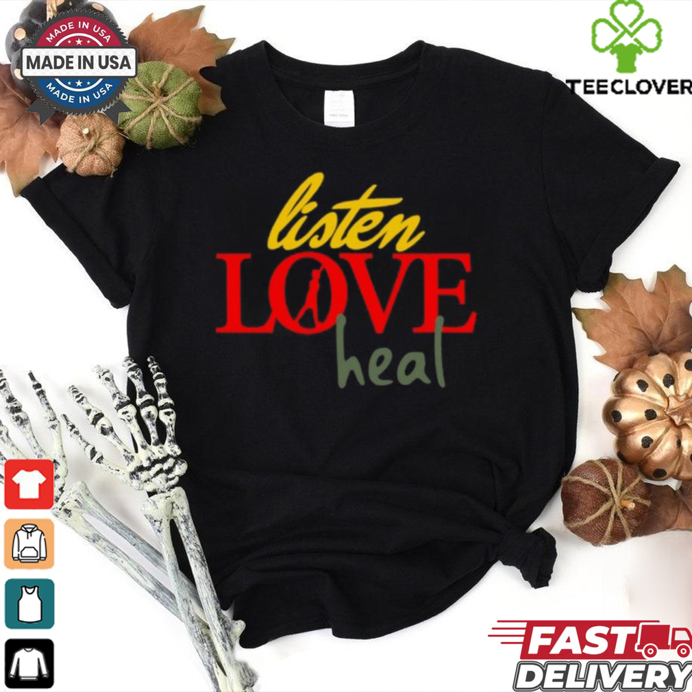Devale Ellis Wearing Listen Love Heal Shirt Devale Ellis Wearing Listen Love Heal Shirt