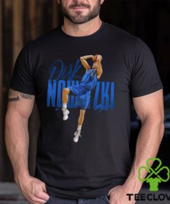 Dirk Notwitzi Signature German former professional basketball advisor for the Dallas Mavericks T Shirt