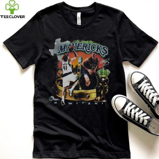 Dirk Nowitzki Dallas Mavericks Mitchell & Ness Crowned T Shirt